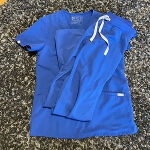 Small top and small tall pants